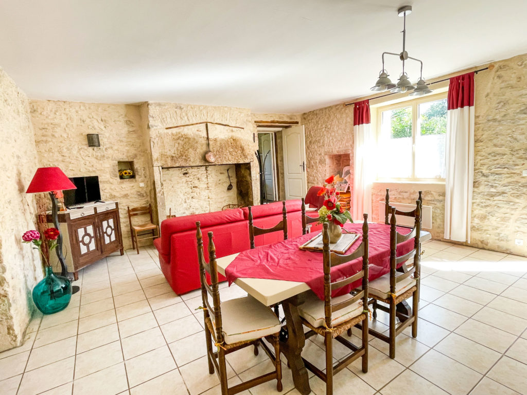 int,cantou,occitanie,location,tourisme,lot